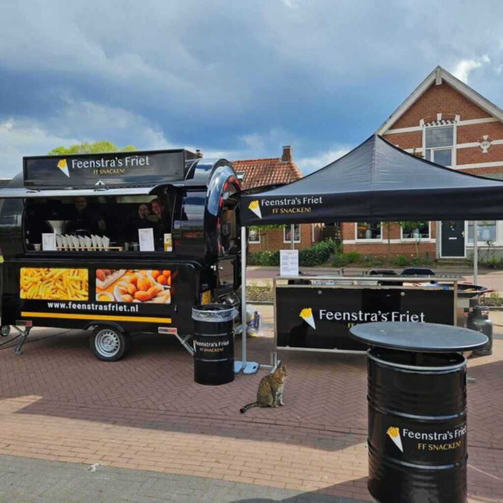 Individuell gestaltete mobile Bar für Event Catering